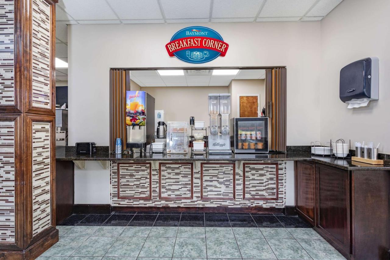 Baymont By Wyndham Midway Tallahassee Екстер'єр фото